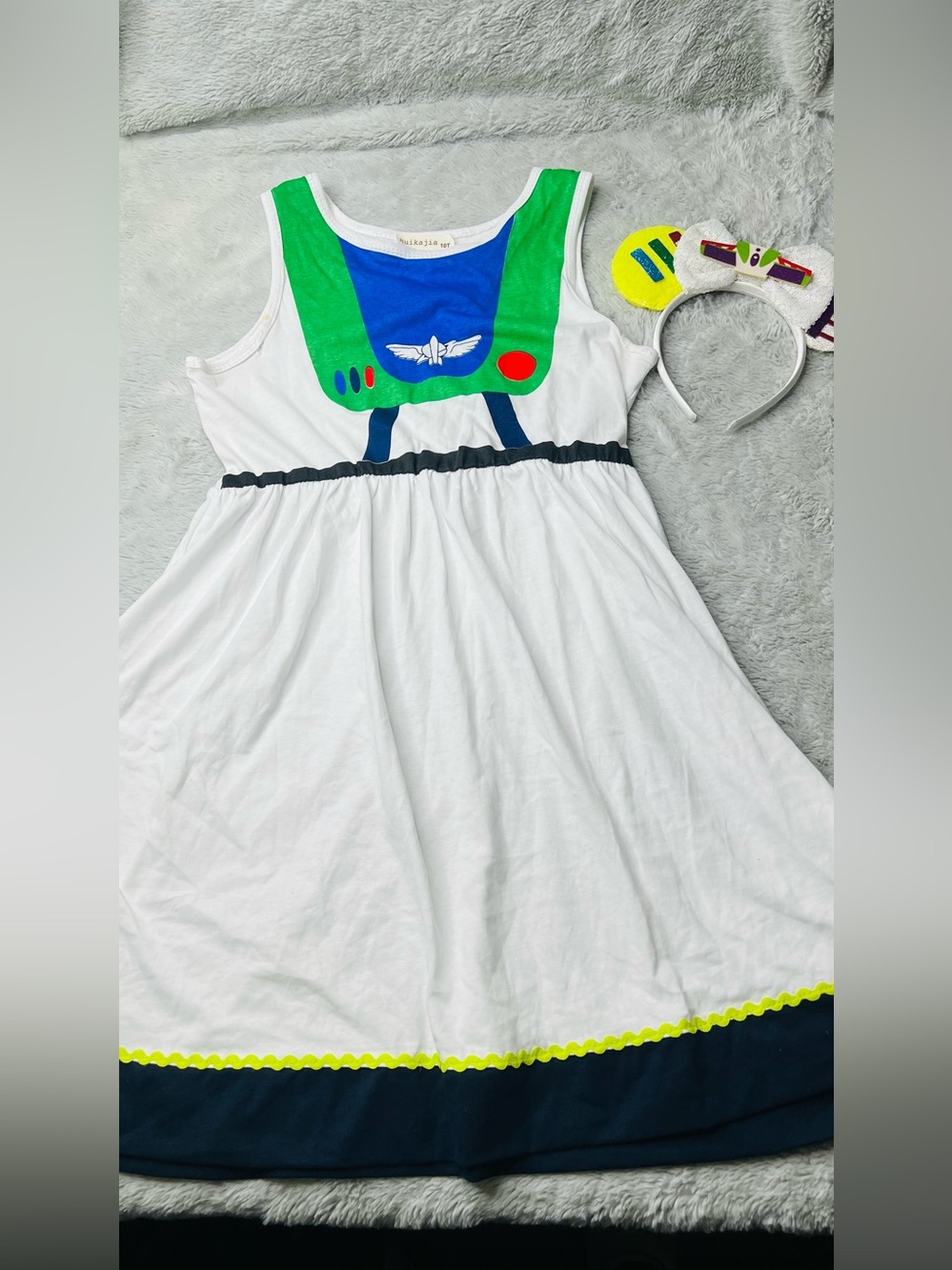 Disney Buzz Lightyear White & Green Sleeveless Kids Dress zise 10